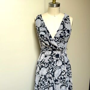 Tommy Hilfiger Floor Length Dress - Back Zipper Closure - Size 2